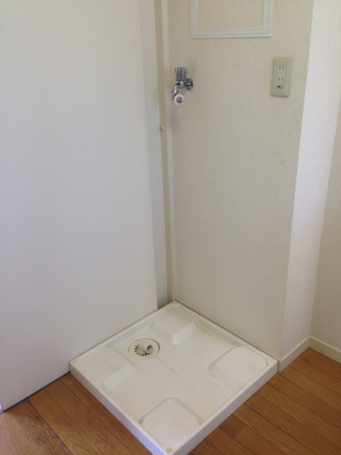 Ｄｅｅｒ　Ｃｏｕｒｔ0202号室 防水板