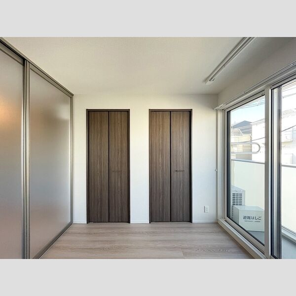 セレスティア白鳥201号室 洋室約4.6帖