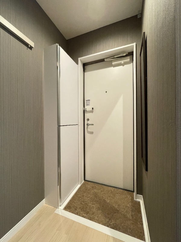 アットリラ八千代台西A1階 玄関