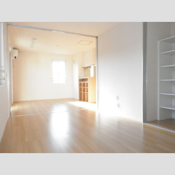 ノーブルさつき201号室 洋室