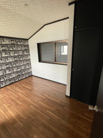 myair下荻野　戸建 2F 西　居室　デザインクロス