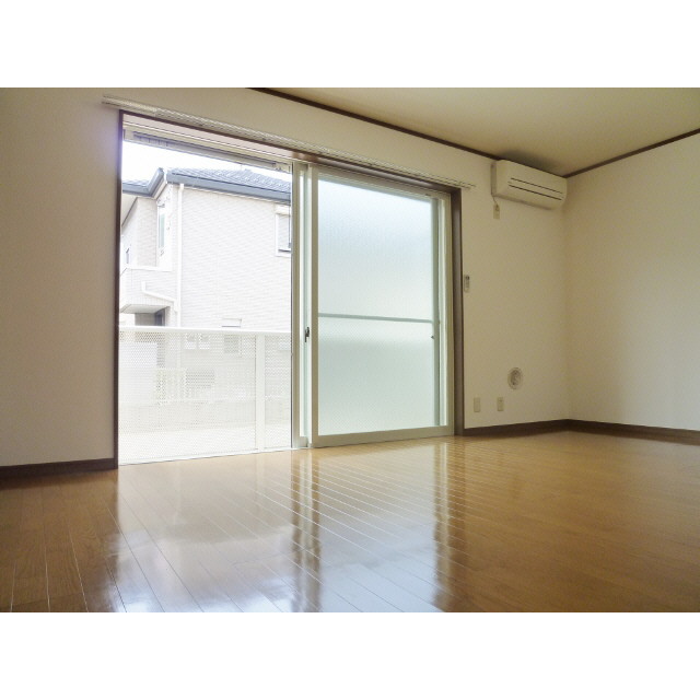 アムール SazemⅡ203号室 内観
