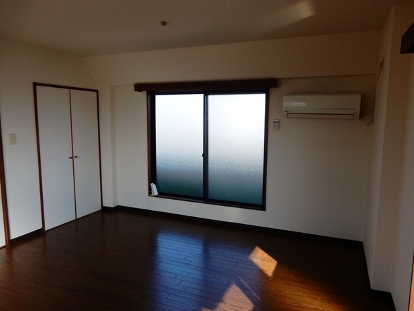 フルール佐伯 リビング