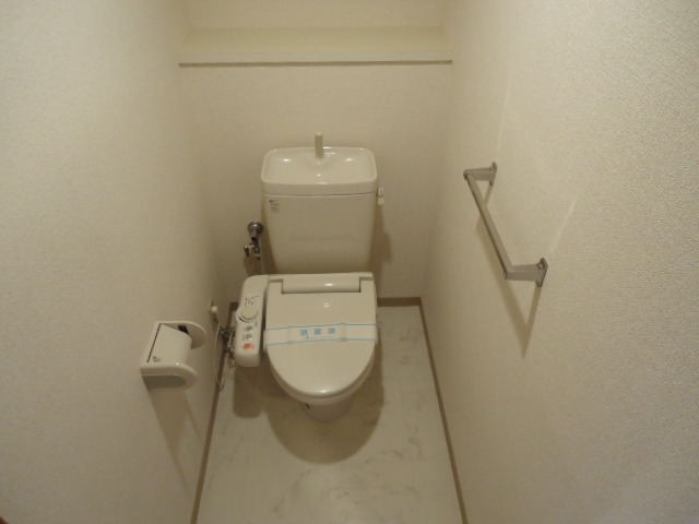 ＳｋｙＣｕｂｅ東本郷0503号室 トイレ