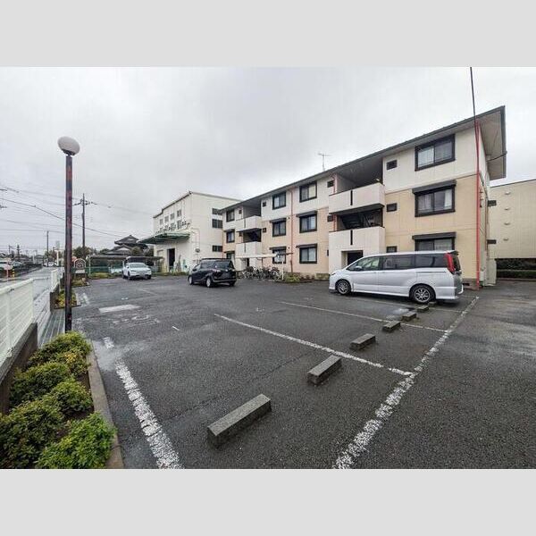 グリーンパーク堀之内 駐車場