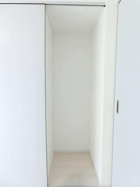 リブリ・ソレイユミタカ1階 同建物別部屋の参考画像