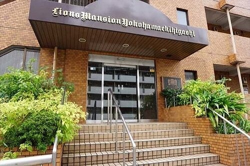 ライオンズマンション横浜駅東5階 外観