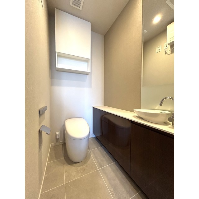 ＨＡＲＵＭＩ　ＦＬＡＧ　ＳＵＮ　ＶＩＬＬＡＧＥ　Ｔ棟5010号室 2025年8月撮影