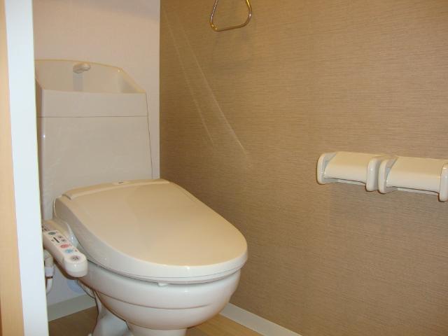 クレシア シャワー付トイレ