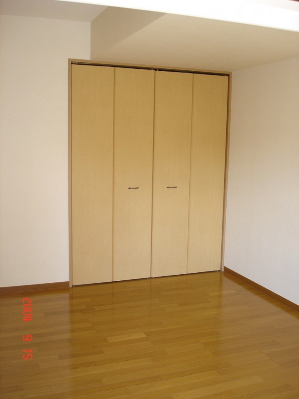 ゼフィルスＡ棟3階 寝室