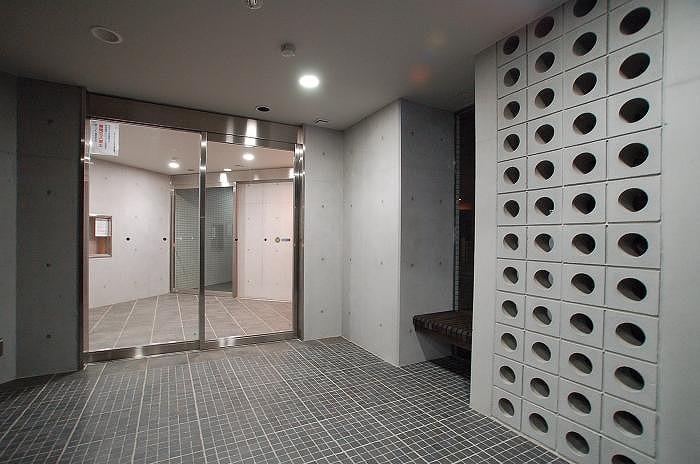 ステージファースト北千住 エントランス