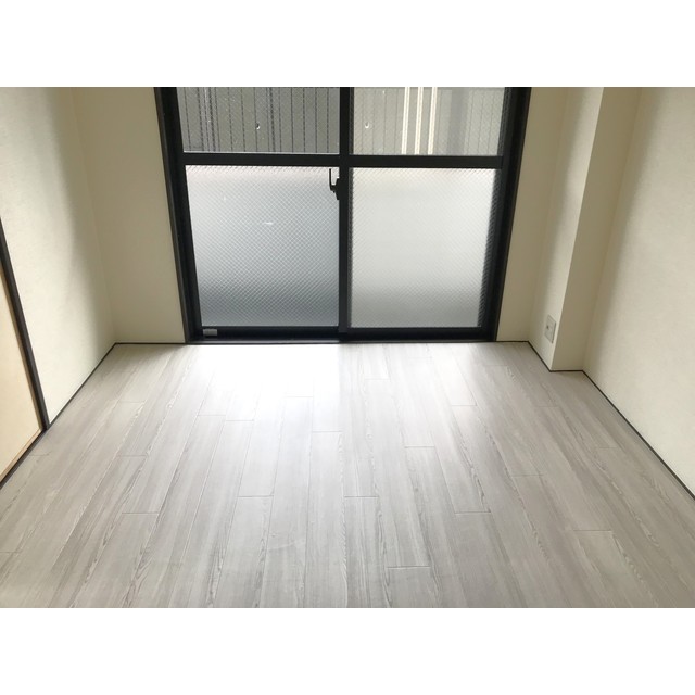 モンメール大磯110号室 内観