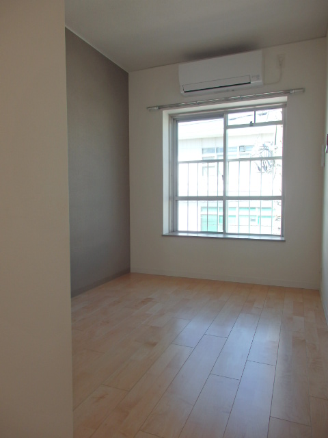 アールリエット三鷹302号室 リビング