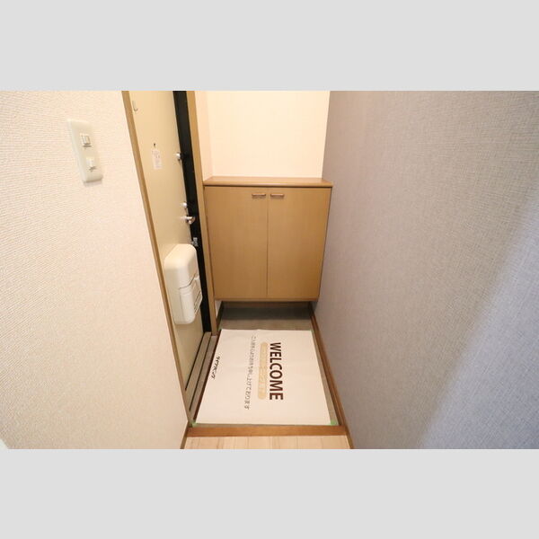 パークメゾン　B 玄関