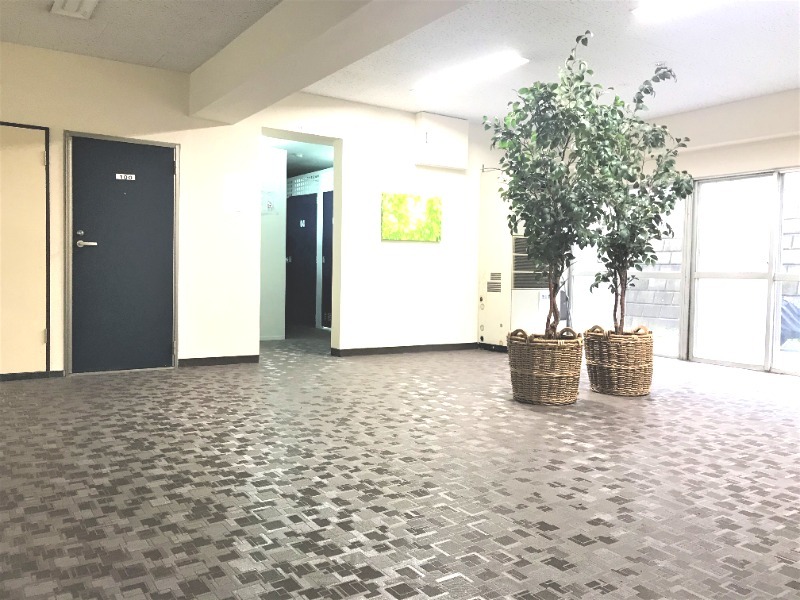 パティオ市ヶ尾2階 エントランス