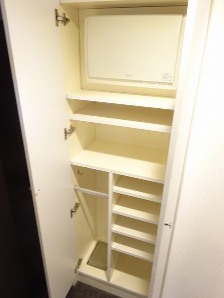 ミリオンステーションプラザ鶴見市場606号室 部屋設備