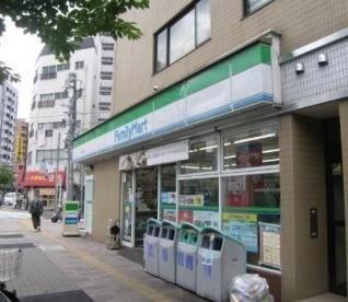ロジュマン西尾久 ファミリーマート西尾久一丁目店