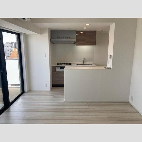 S-RESIDENCE新御徒町West リビング