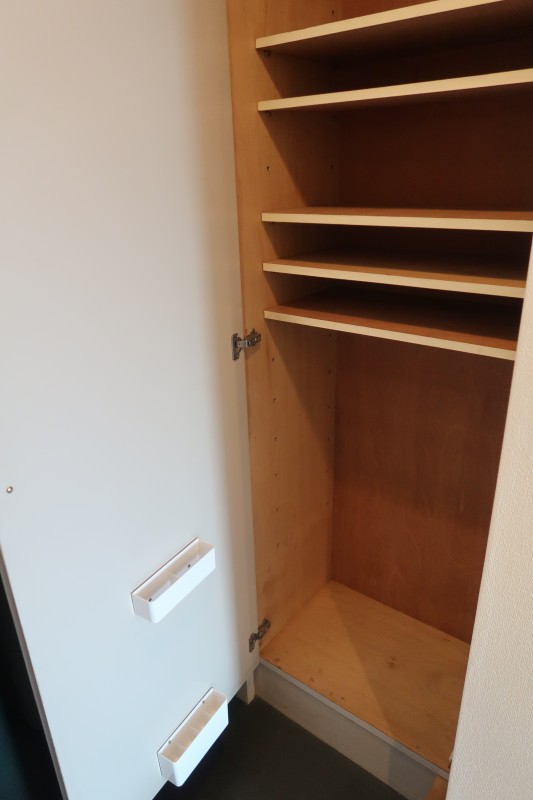 クリスタルグローブ3階 収納