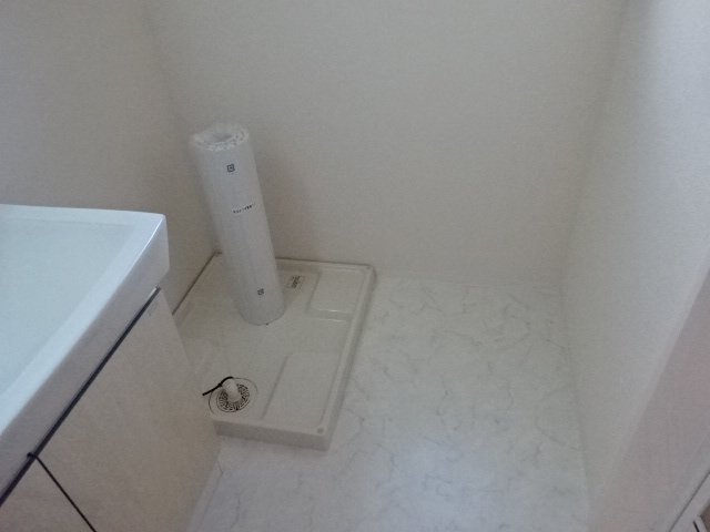 アゼリア101号室 洗濯機置場