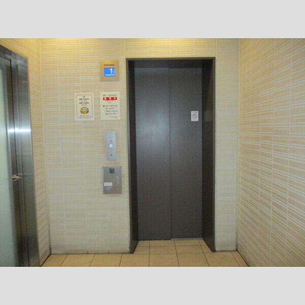 パークホームズ松戸駅前レジデンス1303 エレベーター