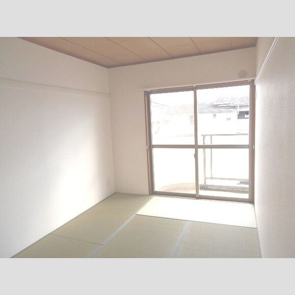 パークス　Ⅰ302号室 和室6帖