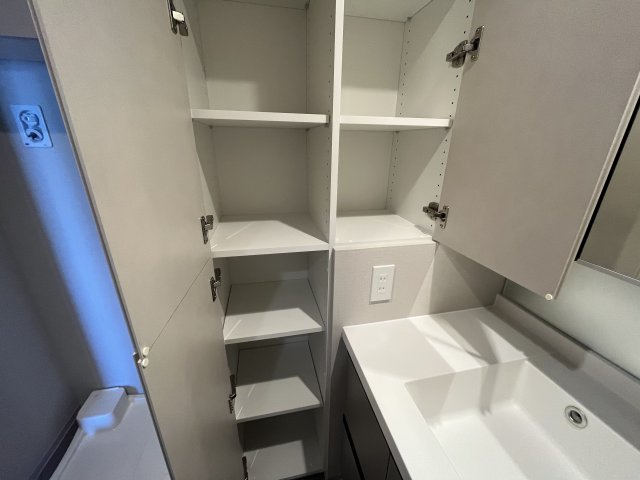 プライムメゾン千葉新町1004号室 同建物別部屋の参考画像