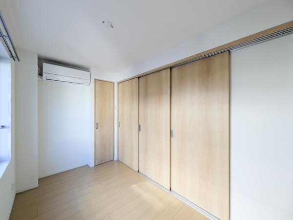 プラティーク旗の台ヒルサイド2階 リビング