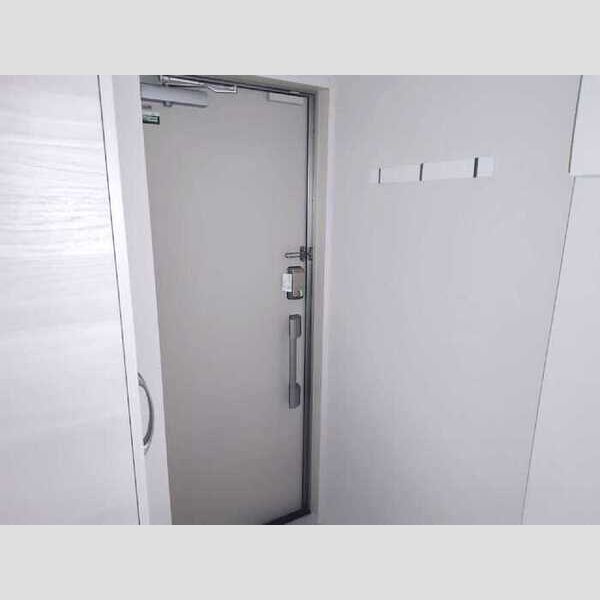 D-ROOM元横山町2丁目302号室 玄関