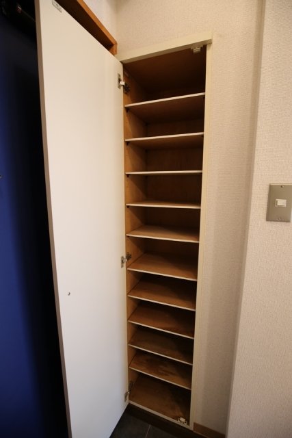 ダイホープラザ豊玉2階 靴入