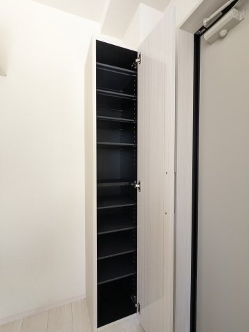 エイチワイコネクト東大泉0201号室 収納