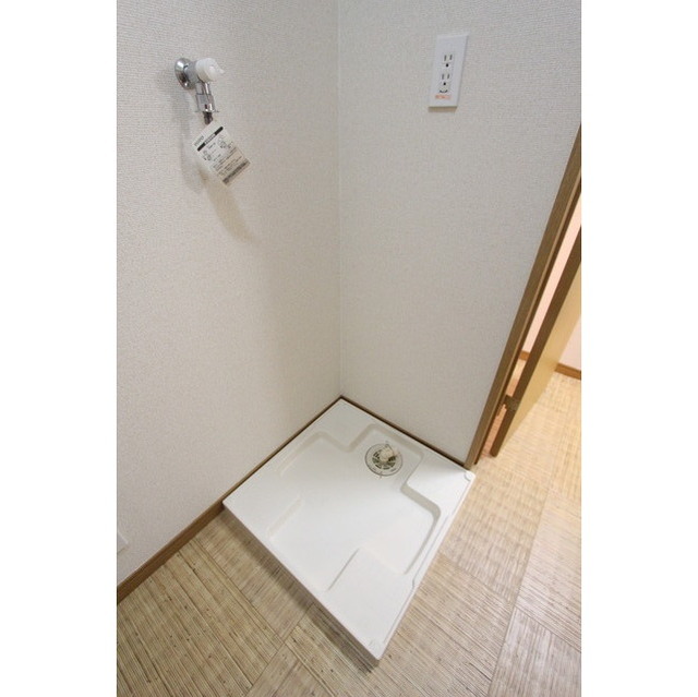 アジュール湘南202号室 内観