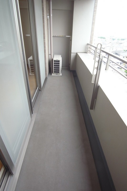 ロングエイトⅢ バルコニー