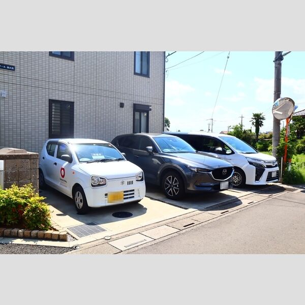 エトワール西大宮 駐車場