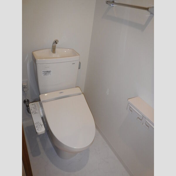 G'-note301号室 温水洗浄暖房便座