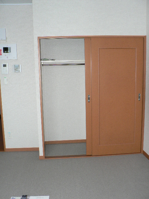 レオパレス末広タウニー リビング