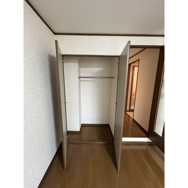 アンプルール フェール Surie202号室 内観