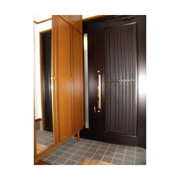 杉並区和泉4丁目貸家 玄関