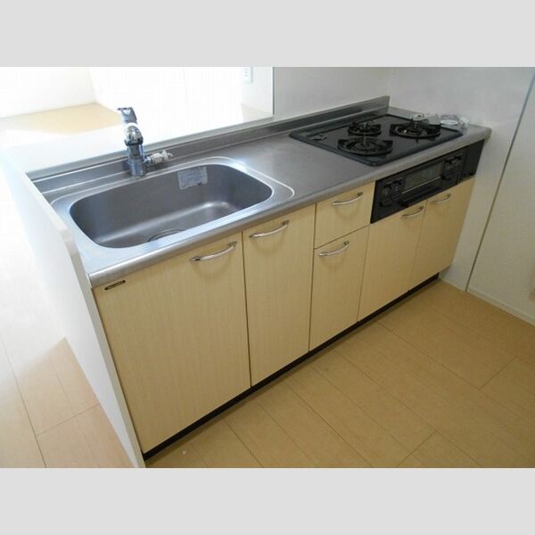 マ・メゾン 同物件別部屋写真です。