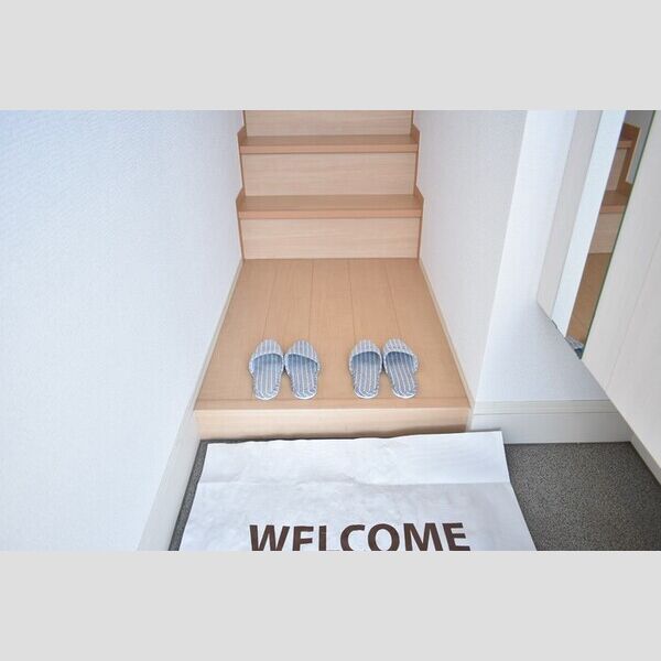 GRACE202号室 玄関