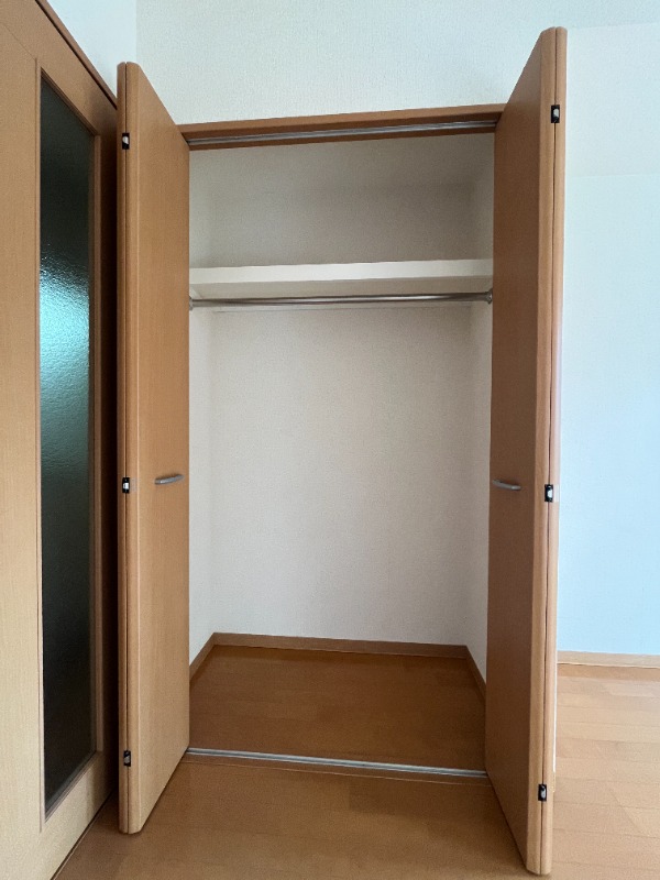 アゼリア鎌倉2階 収納