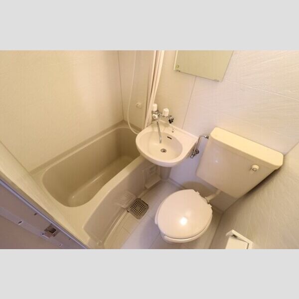 コンフォール小泉212号室 浴室(洗面台付き)