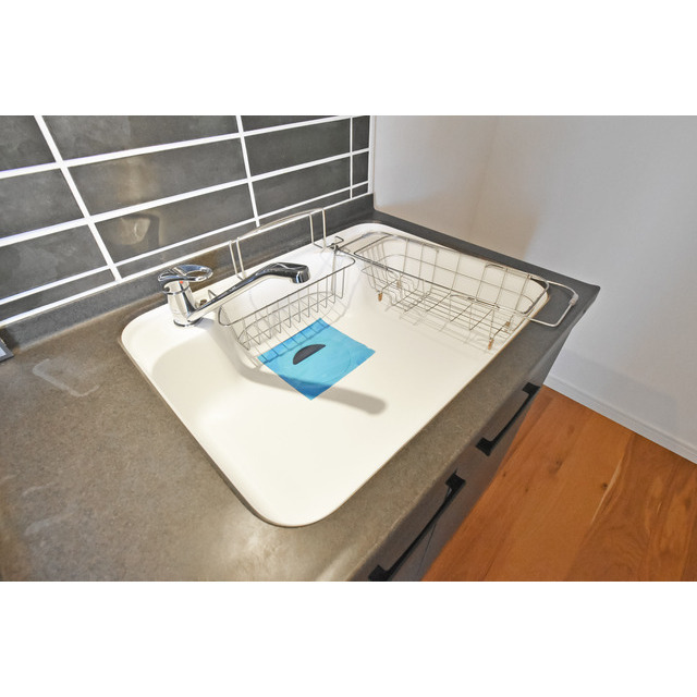 オーパスホームズ三田0804号室 内観