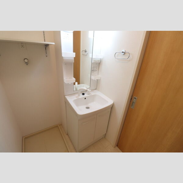 ロータス草加　Ⅱ108号室 洗髪洗面化粧台