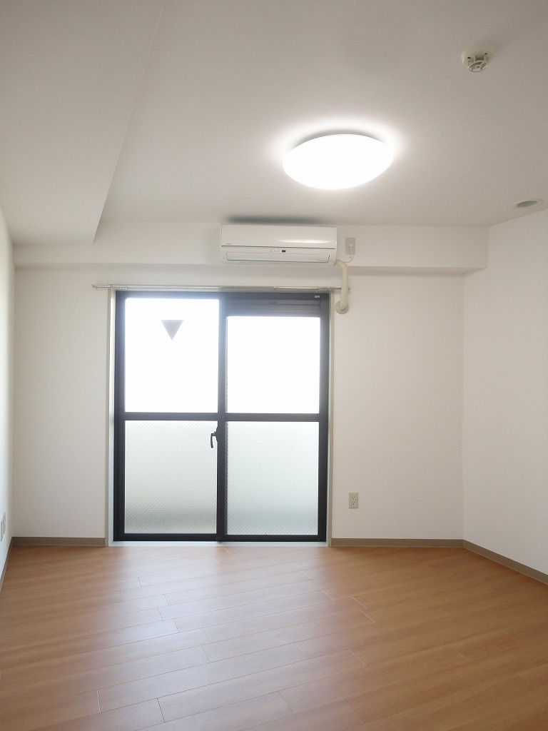 横浜南ダイカンプラザＣｉｔｙ307号室 リビング