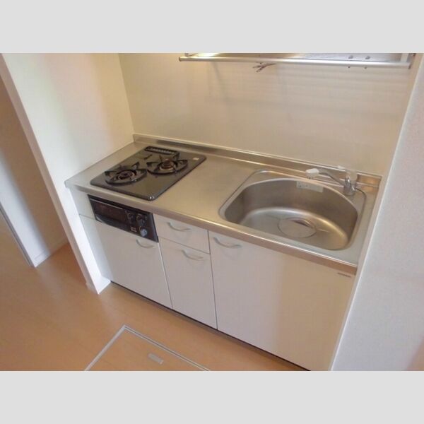 ドルフクレセント六番館109号室 キッチン