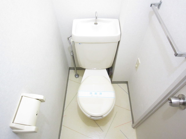 エクレール0203号室 トイレ