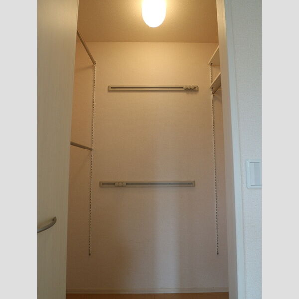 ARK クローゼット