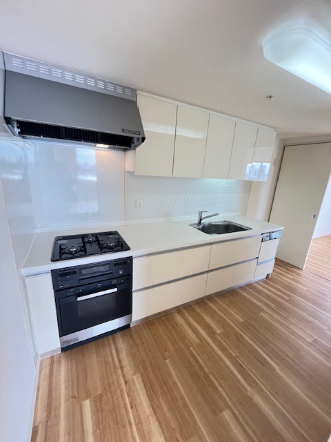 レジディア西麻布13階 キッチン