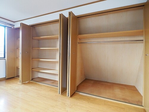 中野区沼袋２丁目戸建 洋室約7.1畳クロゼット